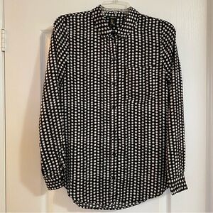 2 For $23! ⭐️ Forever 21 Button Down Shirt